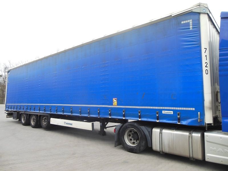 Krone SD LowDeck, Zvedací náprava - fotka 2 z 19