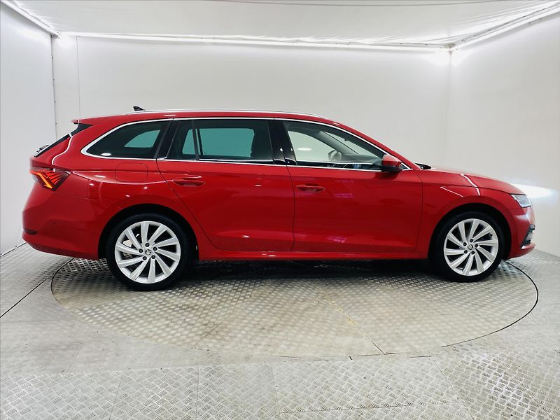 Škoda Octavia 2,0 TDI DSG 110kW Style Plus - fotka 24 z 25