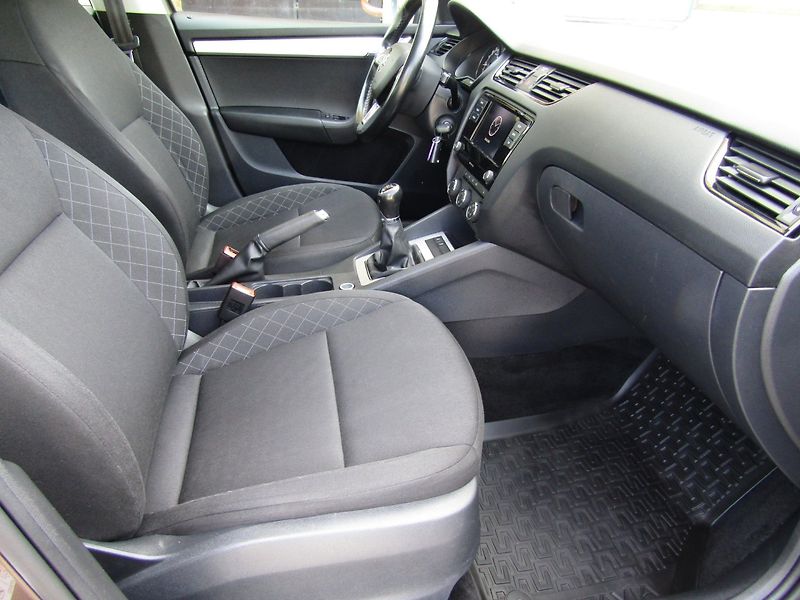 Škoda Octavia (2020) 1.6 TDI 85kW  TOP QUALITY - fotka 27 z 39
