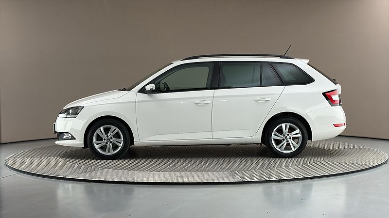 Škoda Fabia 1.0 TSI Ambition Combi - fotka 4 z 23