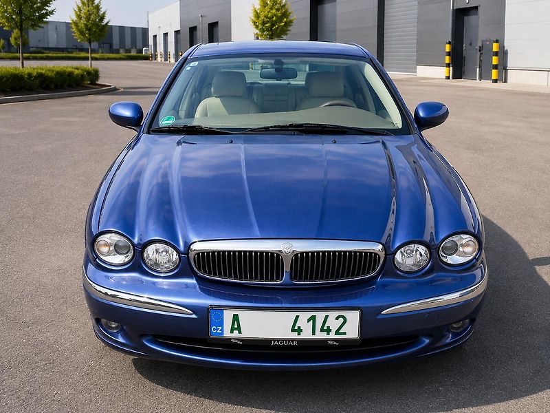 Jaguar X-Type 2.5 V6 AWD,DKLIMA,KŮŽE,TEMP,AL - fotka 2 z 14