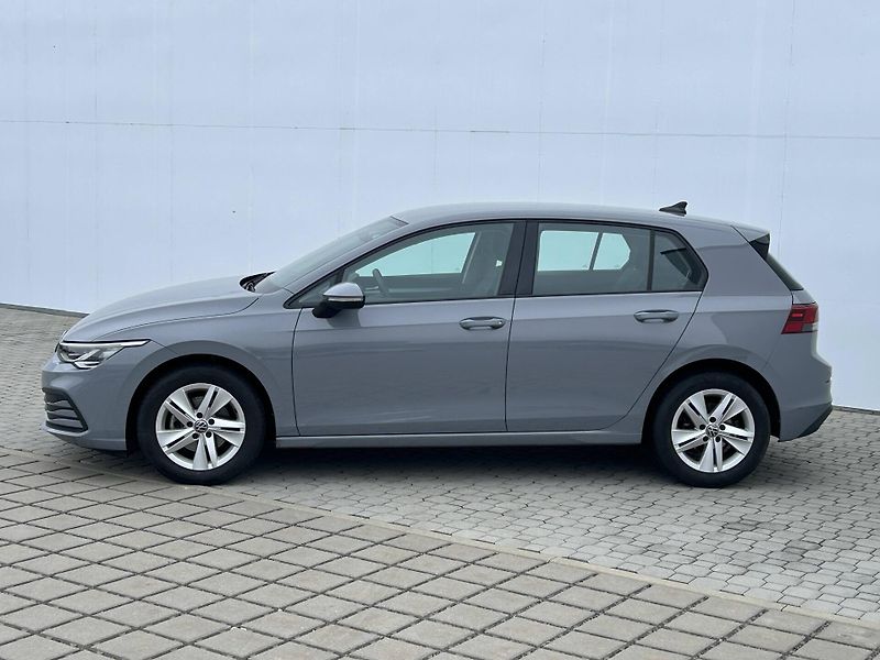 Volkswagen Golf Life 1,0TSi - fotka 3 z 22