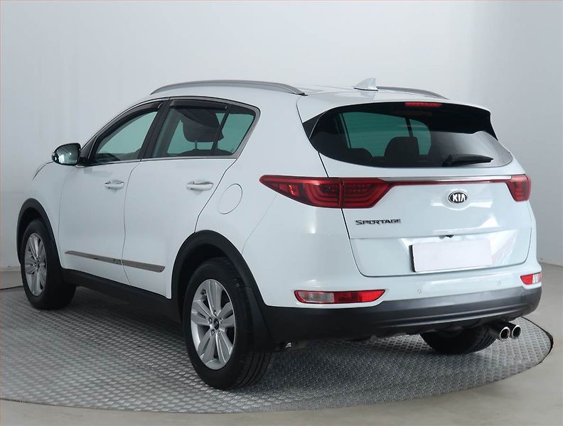 Kia Sportage (2017) 1.6 GDI, Serv.kniha, Navi - fotka 4 z 18