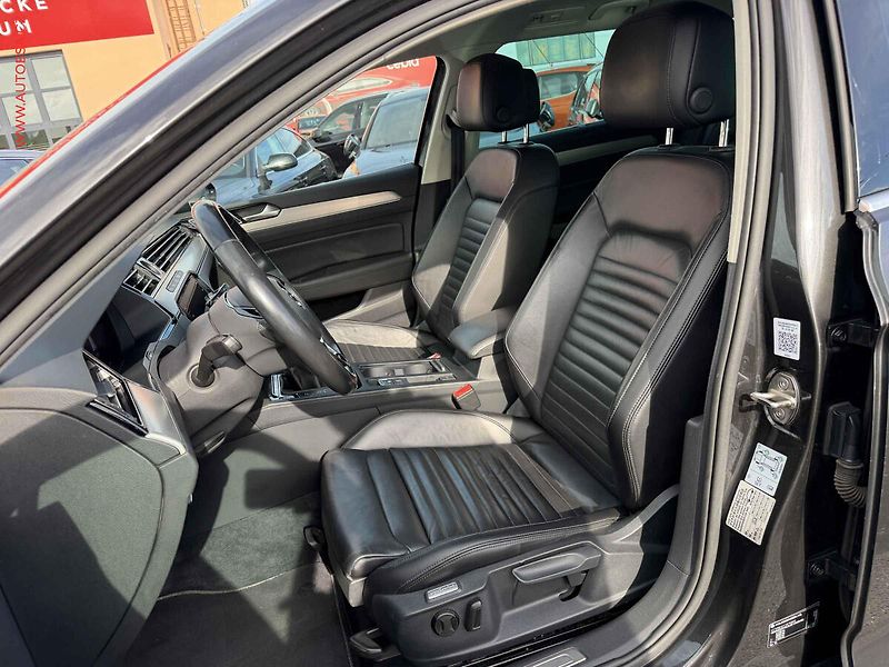 Volkswagen Passat (2018) 2.0TDi, ČR, Highline - fotka 8 z 19