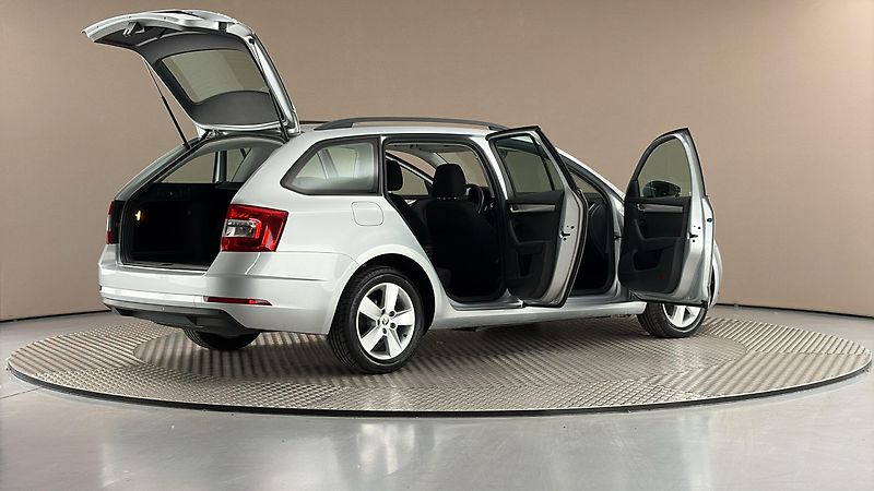 Škoda Octavia 1.5 TSI G-Tec DSG Ambition Com - fotka 6 z 22
