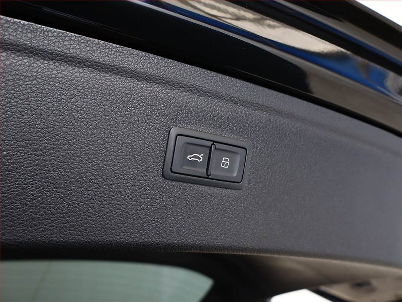 Audi Q5 (2021) S line 40 TDI - fotka 23 z 23