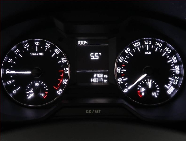 Škoda Octavia (2014) 1.6 TDI, Serv.kniha, Navi - fotka 11 z 16