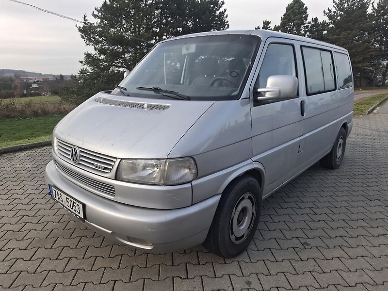 Volkswagen Multivan T4 2,5 TDI - fotka 2 z 8