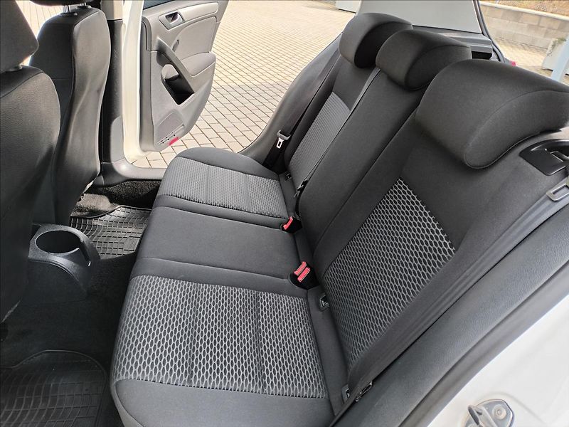 Volkswagen Golf 1,4 16V,59KW,TREND,KLIMA,ESP, - fotka 17 z 33