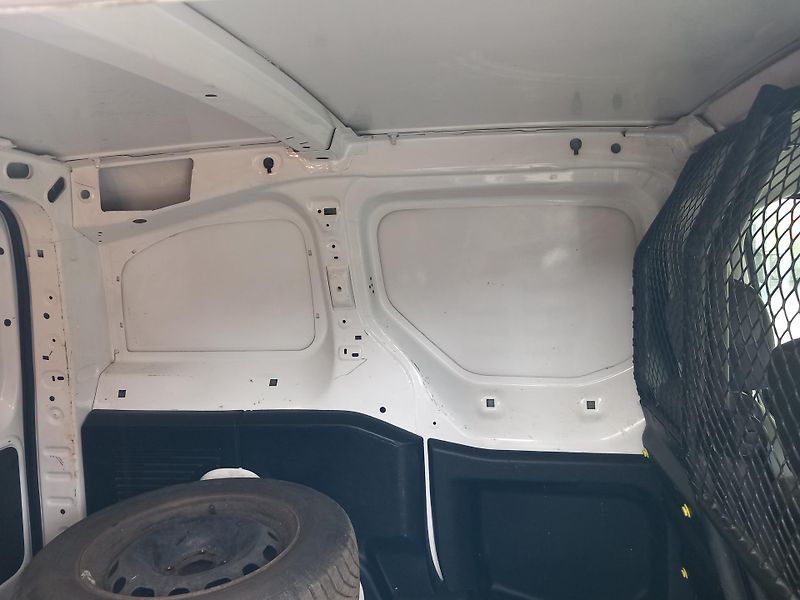 Citroën Berlingo (2015) 1,6HDi 3 MÍSTA POUZE 102t.KM ! - fotka 16 z 32