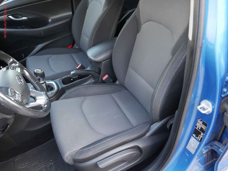 Hyundai i30 (2017) 1.6CRDi, ČR - fotka 9 z 14