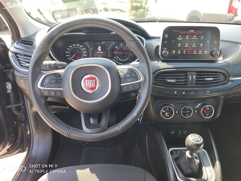 Fiat Tipo (2018) kombi 1,6 JTD - fotka 6 z 14