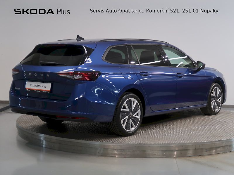 Škoda Superb (2024) SELECTION 2.0TDI 110KW DSG PAN - fotka 2 z 42