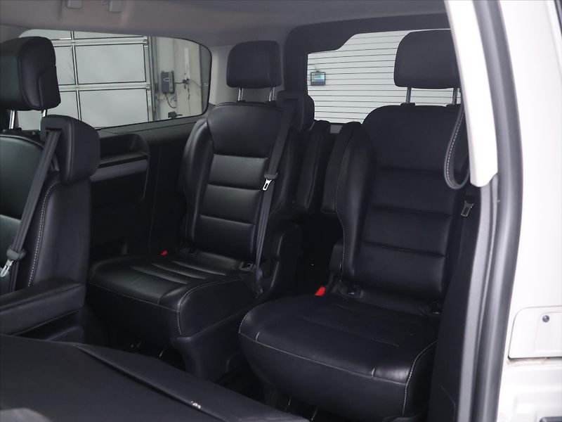 Toyota ProAce 2,0 D-4D 130kW VIP L2 CZ - fotka 16 z 30