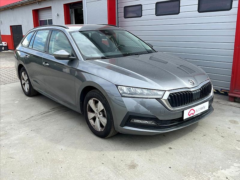 Škoda Octavia 2,0 TDI  EXECUTIVE DSG FP - fotka 7 z 10