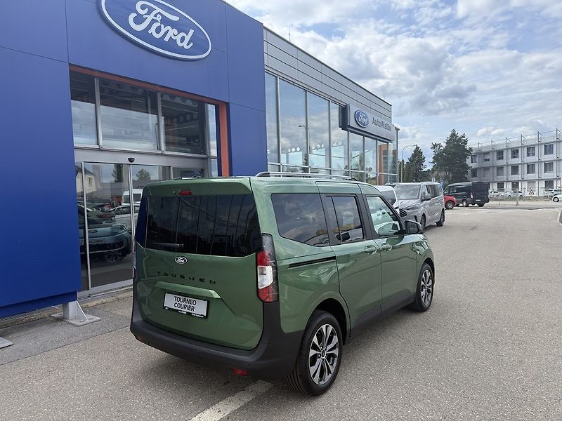 Ford Tourneo Courier (2026) Titanium, Tourneo, 1.0 EcoBoos - fotka 3 z 16