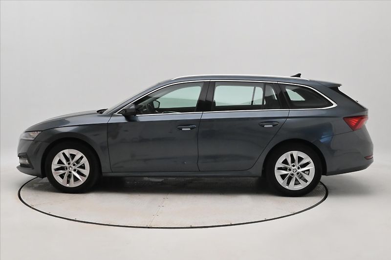 Škoda Octavia 2,0 TDI 110 KW DSG STYLE Záruk - fotka 8 z 31