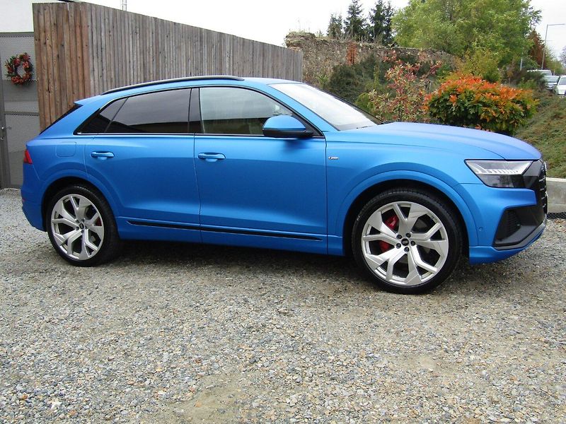 Audi Q8 (2021) 50 TDI 210kW  S-LINE - fotka 8 z 42