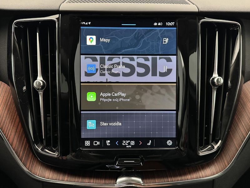 Volvo XC60 T8 AWD RECHARGE REZERVACE - fotka 8 z 46