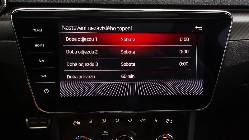 Škoda Superb 2.0TDI 140kW 4x4-WEBA-PANO-DPH - fotka 37 z 49