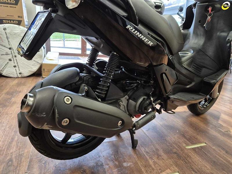 Gilera Runner VXR 200 (2008) - fotka 11 z 20
