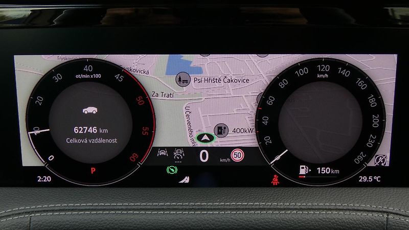 Škoda Superb 2.0 TDI 110kW L&K Combi DSG - fotka 14 z 30