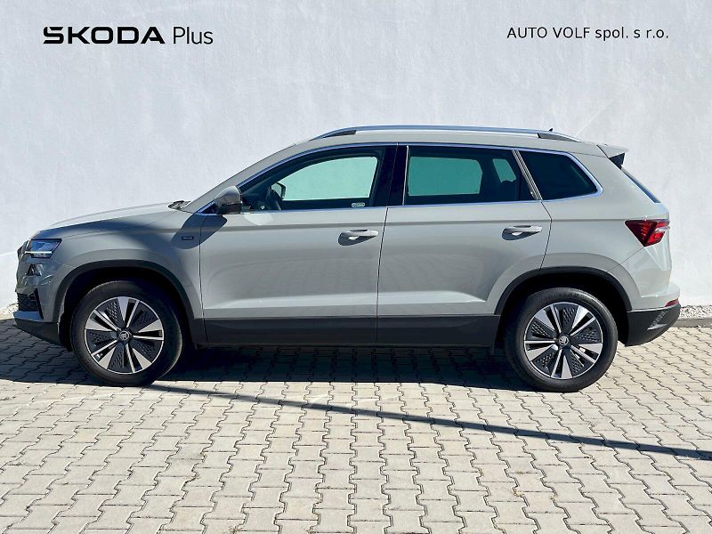 Škoda Karoq (2025) Drive 1,5TSI 110kW 6-ti. st. m - fotka 3 z 35