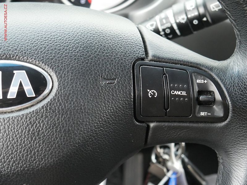 Kia Sportage (2014) 1.6i, ČR, autoAC - fotka 15 z 21