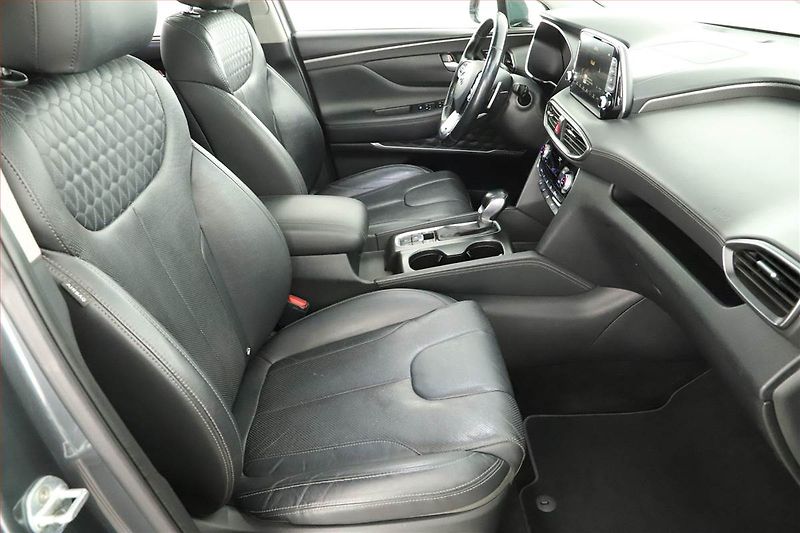 Hyundai Santa Fe (2020) 2.2 CRDi - fotka 7 z 19