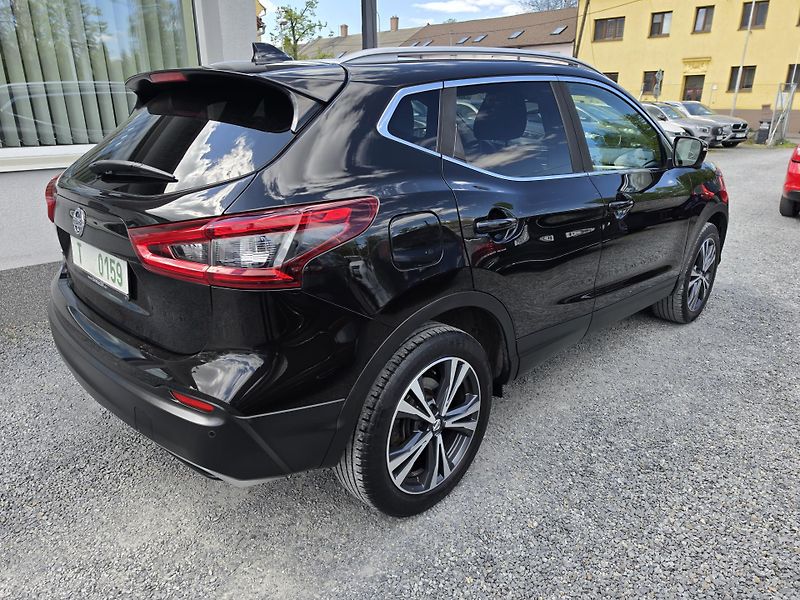 Nissan Qashqai 1.2 T Panorama  - fotka 4 z 16