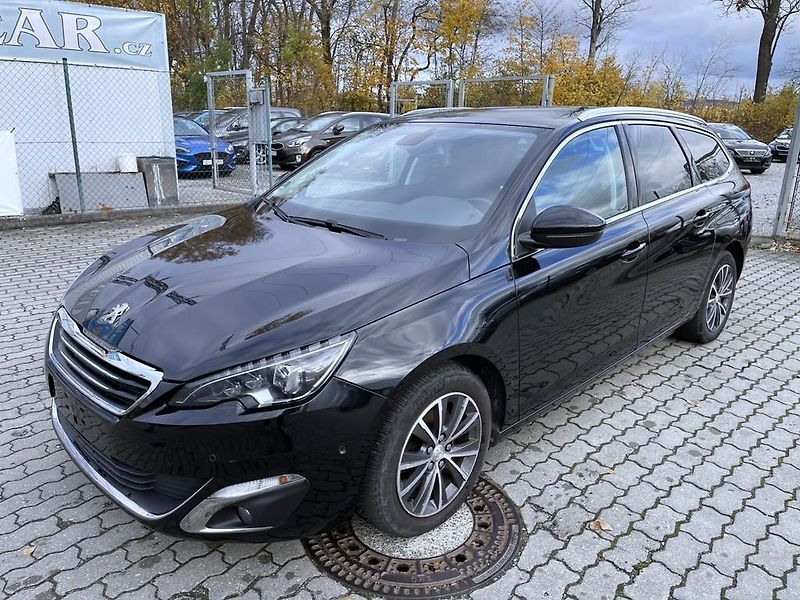 Peugeot 308 2.0 HDI 110 kW navi. serviska - fotka 1 z 26