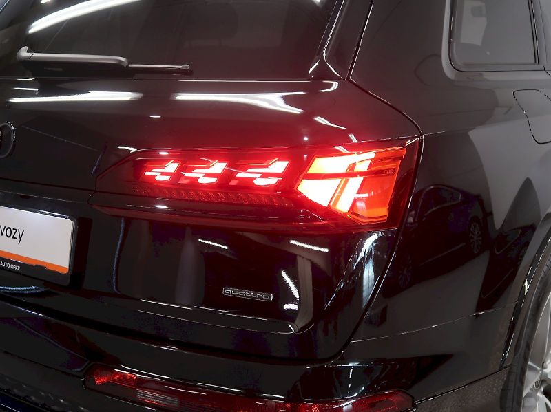 Audi Q7 (2025) S-LINE 50TDI 210KW QUATTRO 7MÍ - fotka 11 z 46