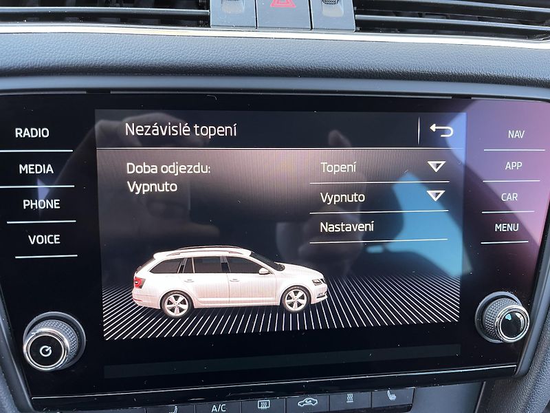 Škoda Octavia (2020) 2.0TDI NAVI*NEZ*TOPENÍ*TAŽNÉ ! - fotka 19 z 35