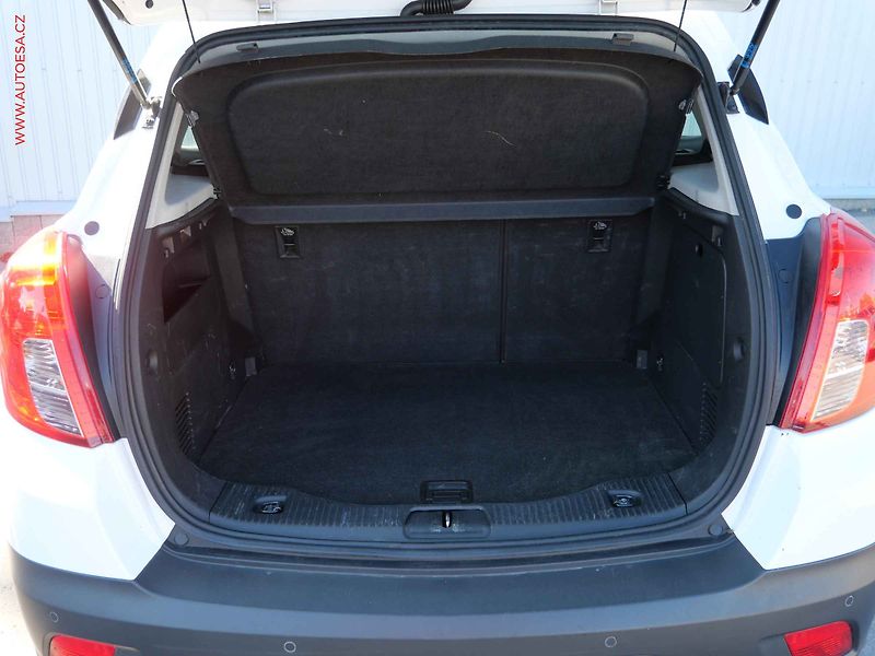 Opel Mokka (2013) 1.6 i, ČR, AC, TZ, park.asist - fotka 7 z 19