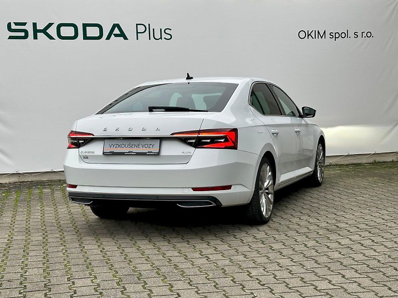 Škoda Superb (2023) 2.0 TDI 147kW L&K 4x4 DSG - fotka 2 z 28