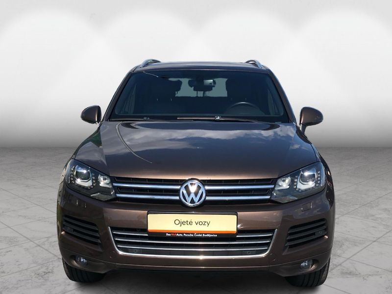 Volkswagen Touareg 3,0TDi 180kW - fotka 3 z 30