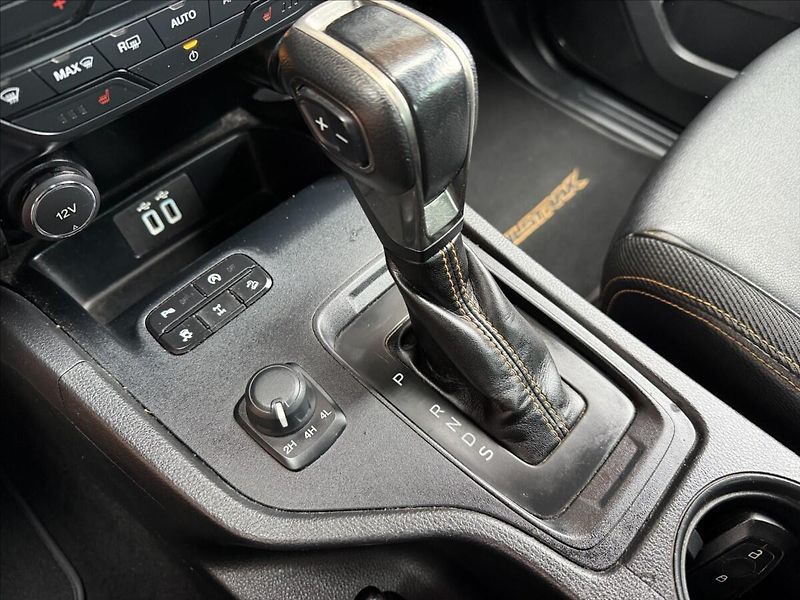 Ford Ranger 2,0 Wildtrak,AT,po servisu - fotka 18 z 34