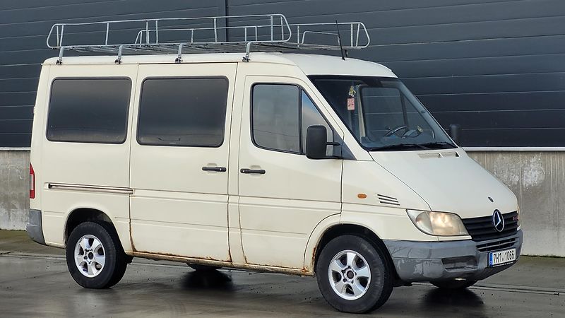 Mercedes-Benz Sprinter (2002) 2,7 CDI 115 KW 9 MÍST - fotka 9 z 16