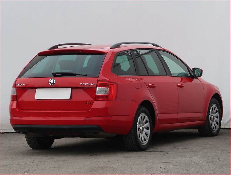 Škoda Octavia (2014) Elegance 1.8 TSI, 4X4 - fotka 5 z 18
