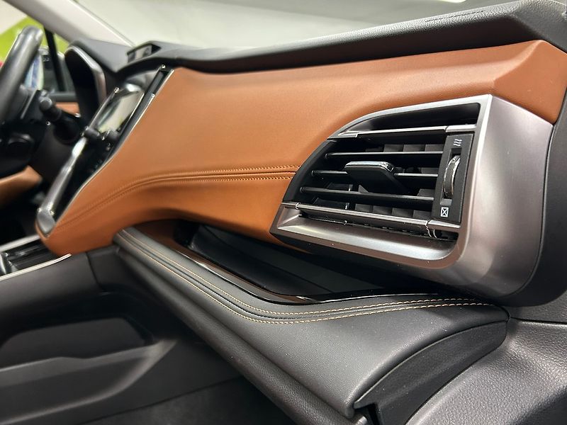 Subaru Outback (2023) 2.5 TOURING 2023 | Záruka - fotka 27 z 52