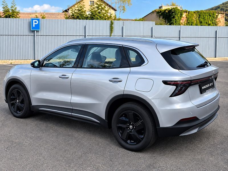 MG MGS5 EV (2026) Emotion (49 kWh) - fotka 6 z 39