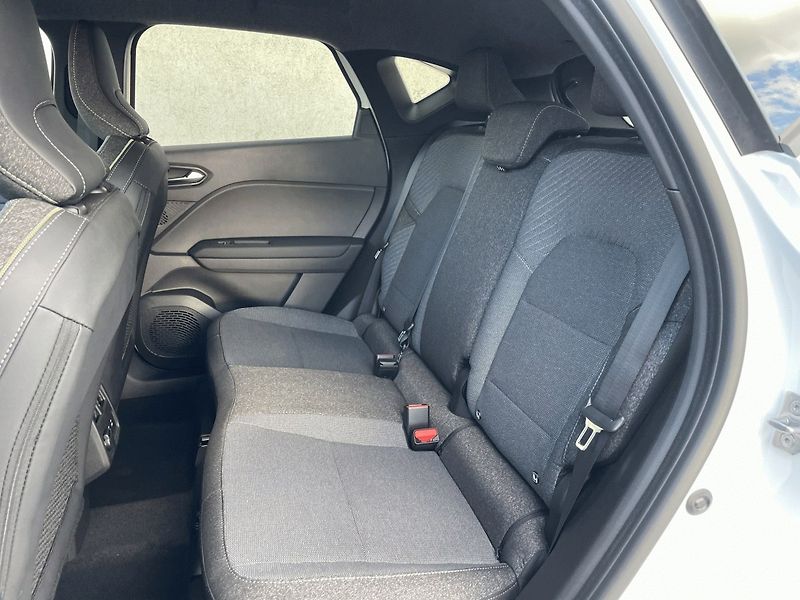 Renault Captur (2026) Techno 1,0TCe 90k - fotka 18 z 28
