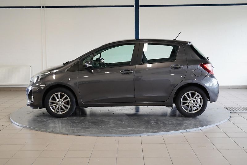 Toyota Yaris - fotka 3 z 23