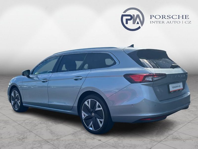 Škoda Superb COMBI SELEC TS 110/1.5 A7F - fotka 4 z 25