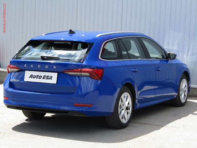 Škoda Octavia (2021) 1.5 TSi, Style - fotka 4 z 22