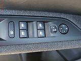 Peugeot 3008 (2018) 1.6 HDi, 1.maj,ČR, Active - náhled 11