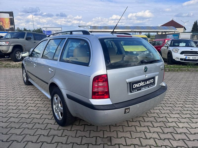Škoda Octavia (2004) 1,9 TDI 81 KW ELEGANCE TAŽNÉ - fotka 3 z 42