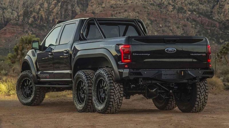 Hennessey VelociRaptor 6x6