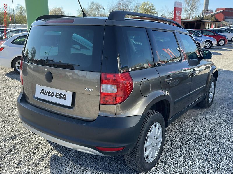 Škoda Yeti (2012) 1.2 TSi, DSG - fotka 4 z 16
