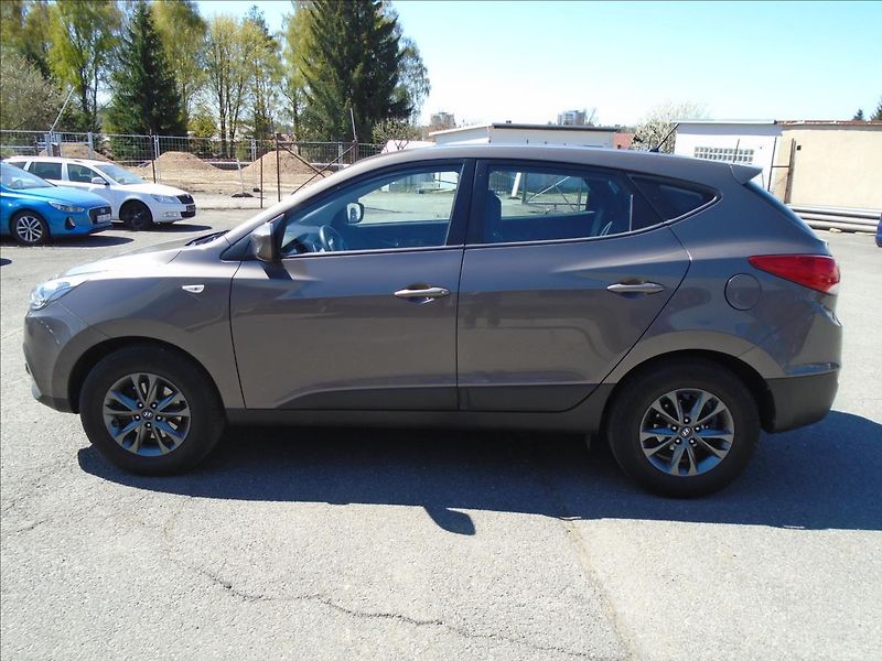 Hyundai ix35 1,6   1.6 BENZIN-99KW - fotka 6 z 25